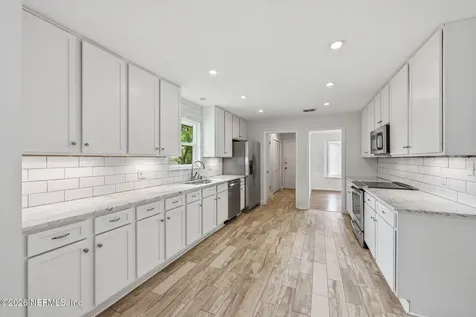 3245 Clipper Place Jacksonville FL 32216