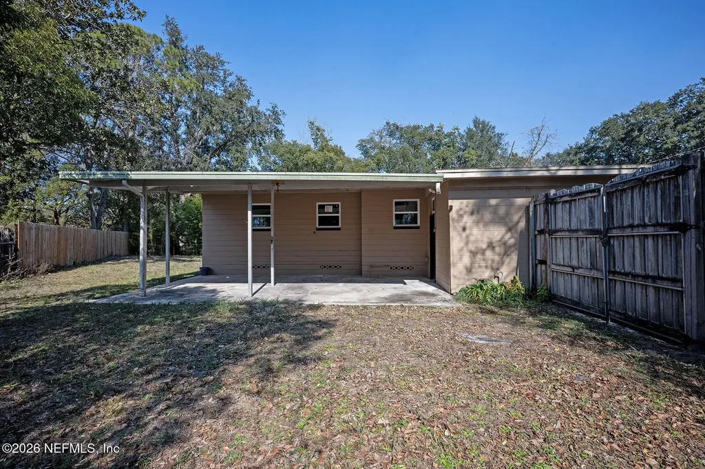 4302 Ish Brant Court W Jacksonville FL 32210
