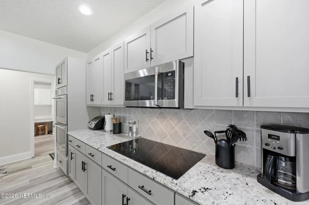156 & 158 Mount Royal Avenue Crescent City FL 32112