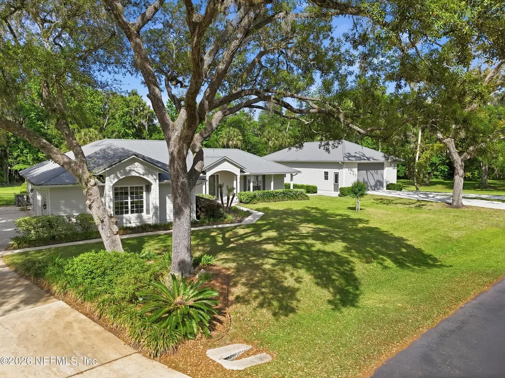 156 & 158 Mount Royal Avenue Crescent City FL 32112