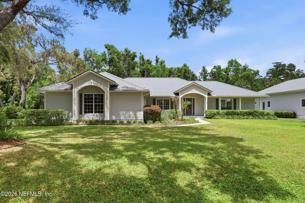 156 & 158 Mount Royal Avenue Crescent City FL 32112