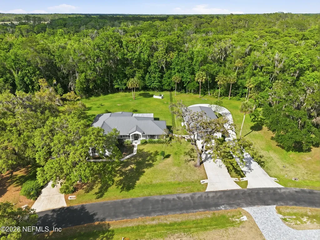 156 & 158 Mount Royal Avenue Crescent City FL 32112