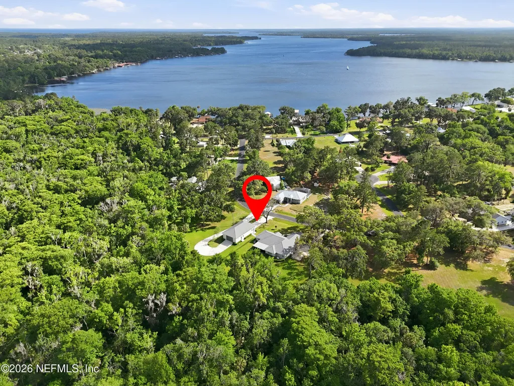 156 & 158 Mount Royal Avenue Crescent City FL 32112