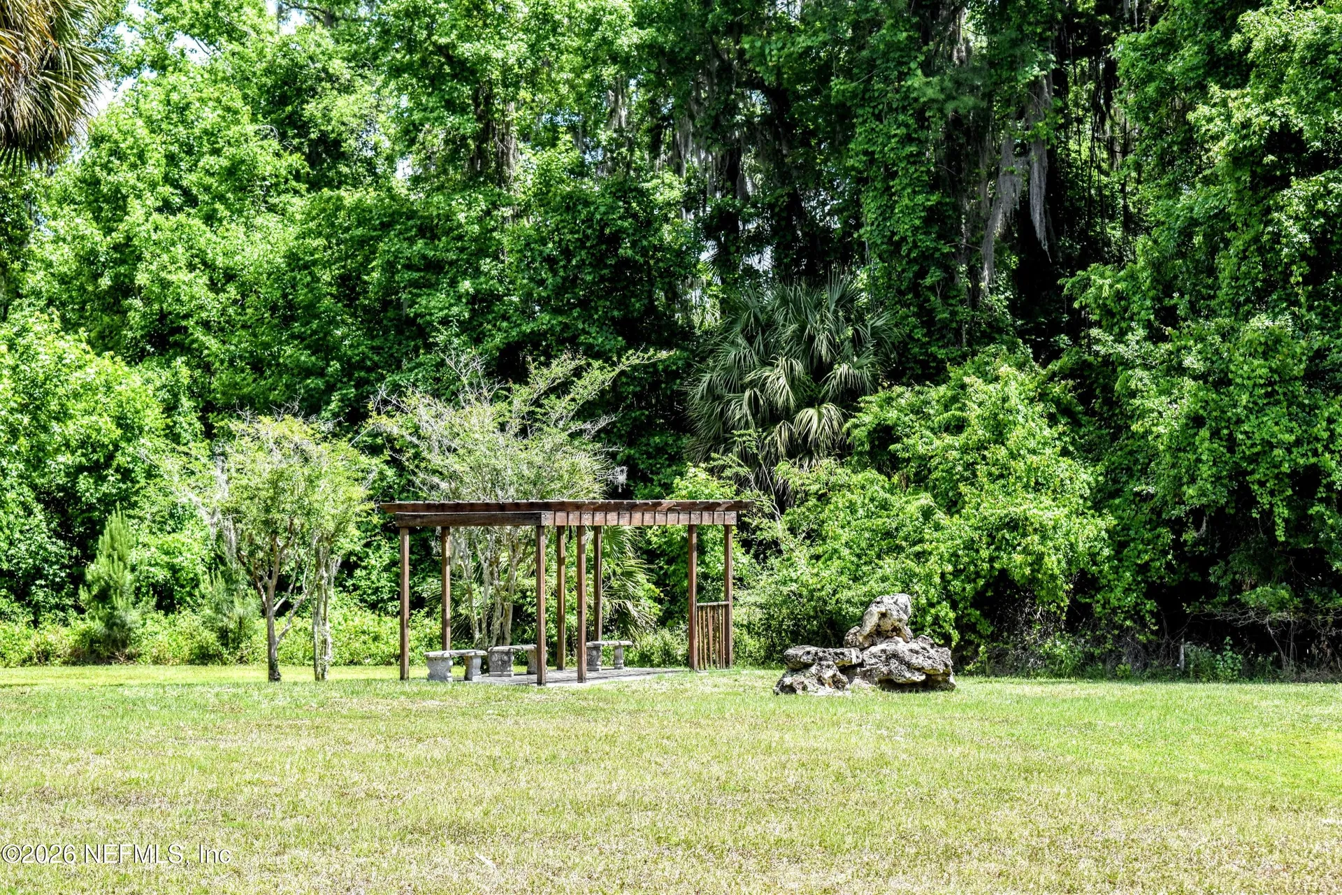 156 & 158 Mount Royal Avenue Crescent City FL 32112
