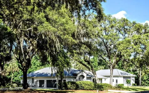 156 & 158 Mount Royal Avenue Crescent City FL 32112