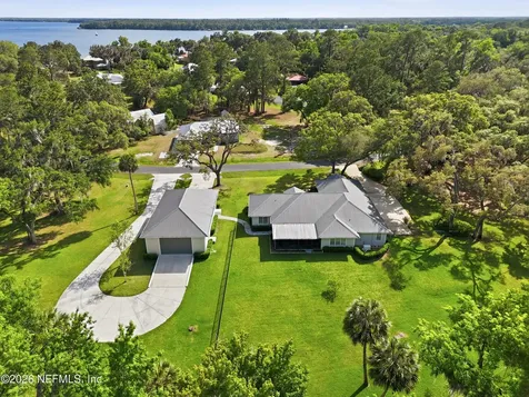 156 & 158 Mount Royal Avenue Crescent City FL 32112