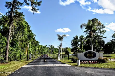 156 & 158 Mount Royal Avenue Crescent City FL 32112