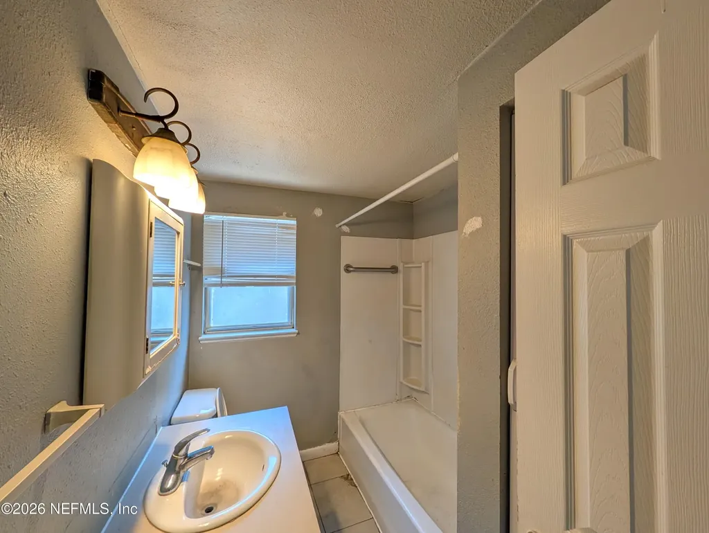 7940 Eaton Avenue Jacksonville FL 32211