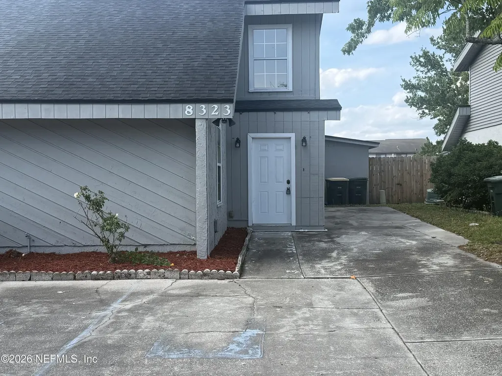 8323 Century Point Drive N Jacksonville FL 32216