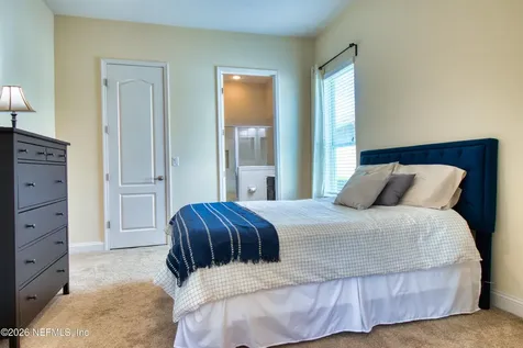 233 Ellsworth Circle St. Johns FL 32259