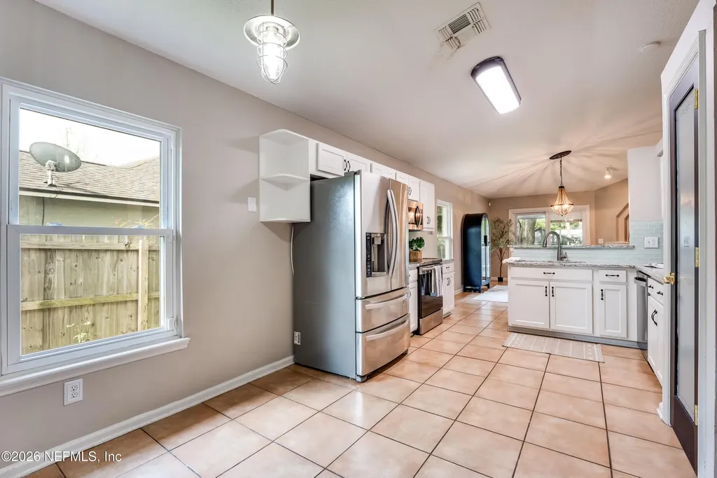 8005 Macinnes Drive Jacksonville FL 32244