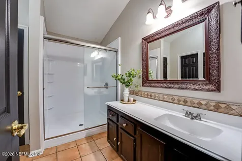 8005 Macinnes Drive Jacksonville FL 32244