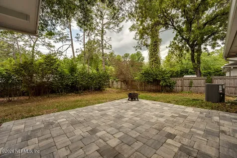 8005 Macinnes Drive Jacksonville FL 32244