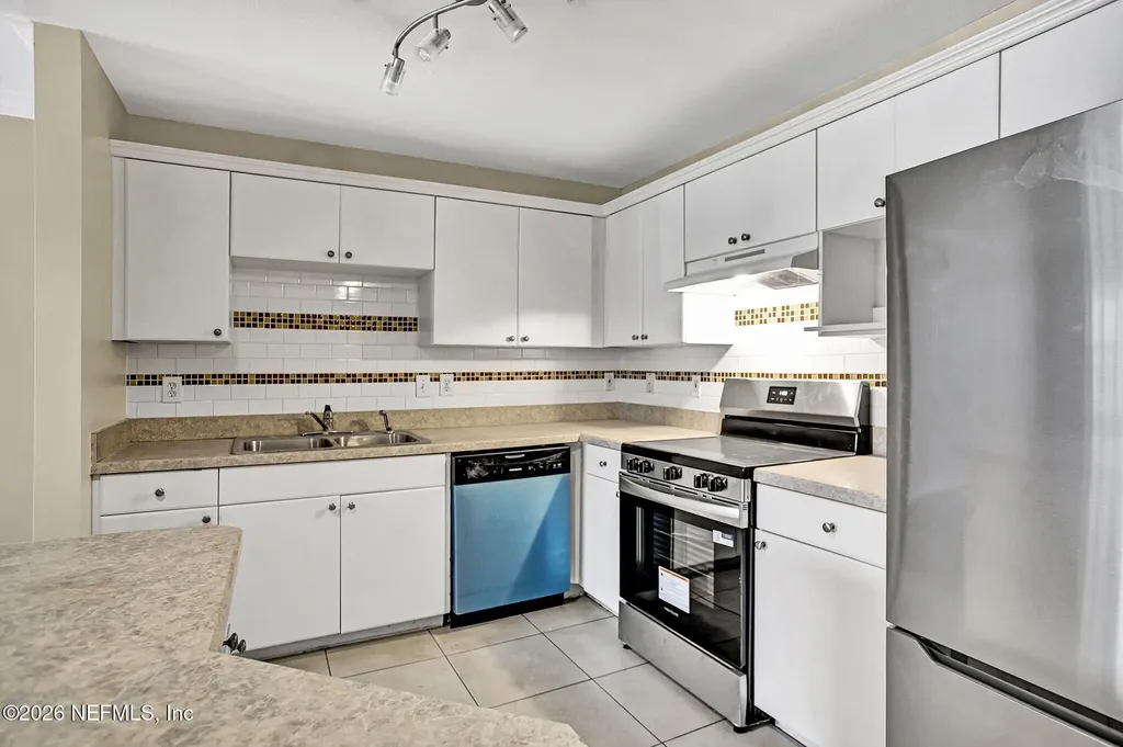 3591 Kernan Boulevard S Jacksonville FL 32224
