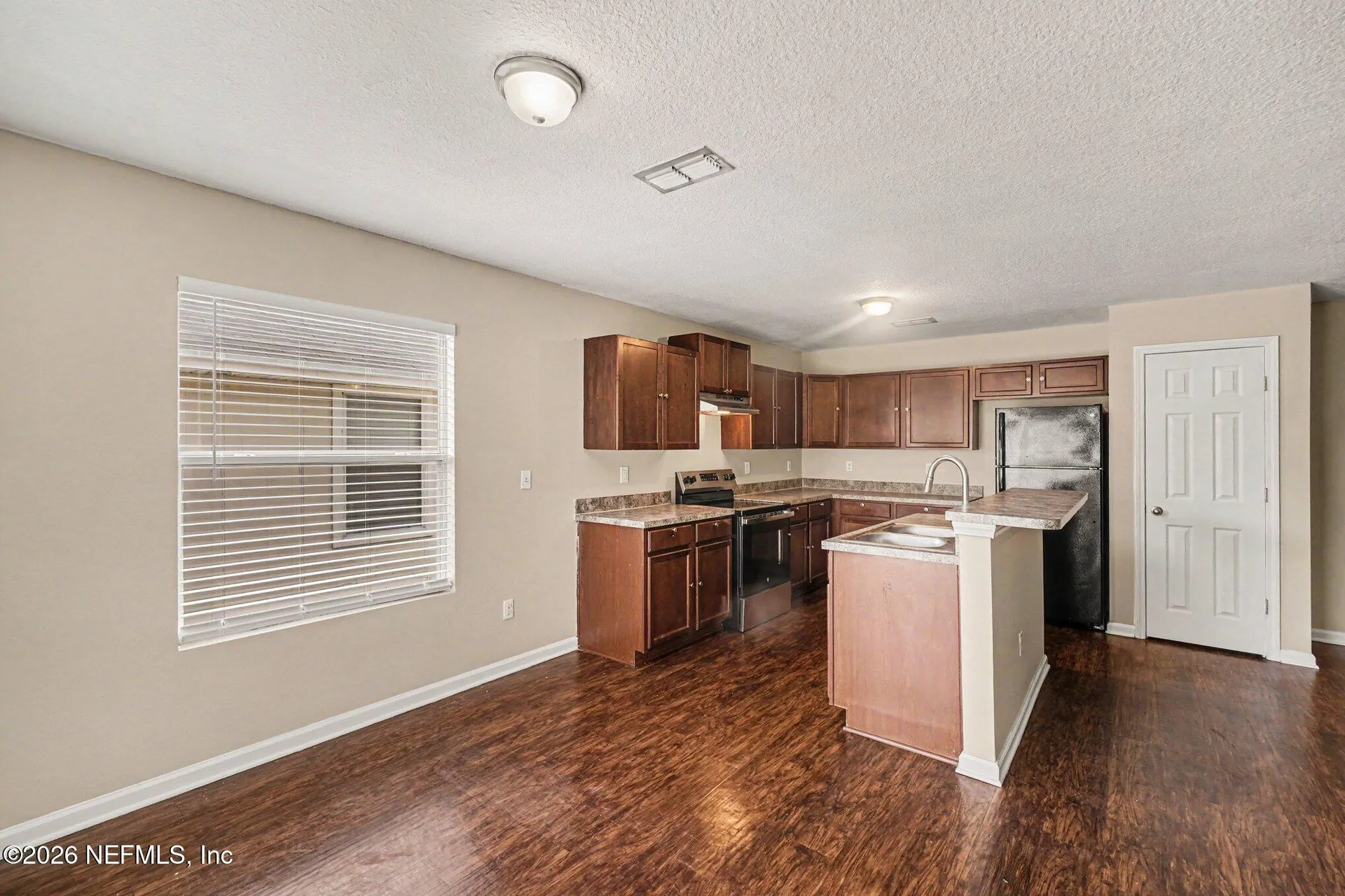 5759 Village Pond Circle Jacksonville FL 32210