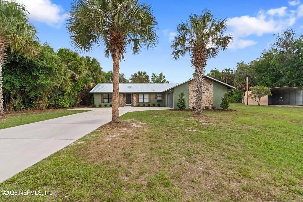 226 Port Comfort Drive East Palatka FL 32177