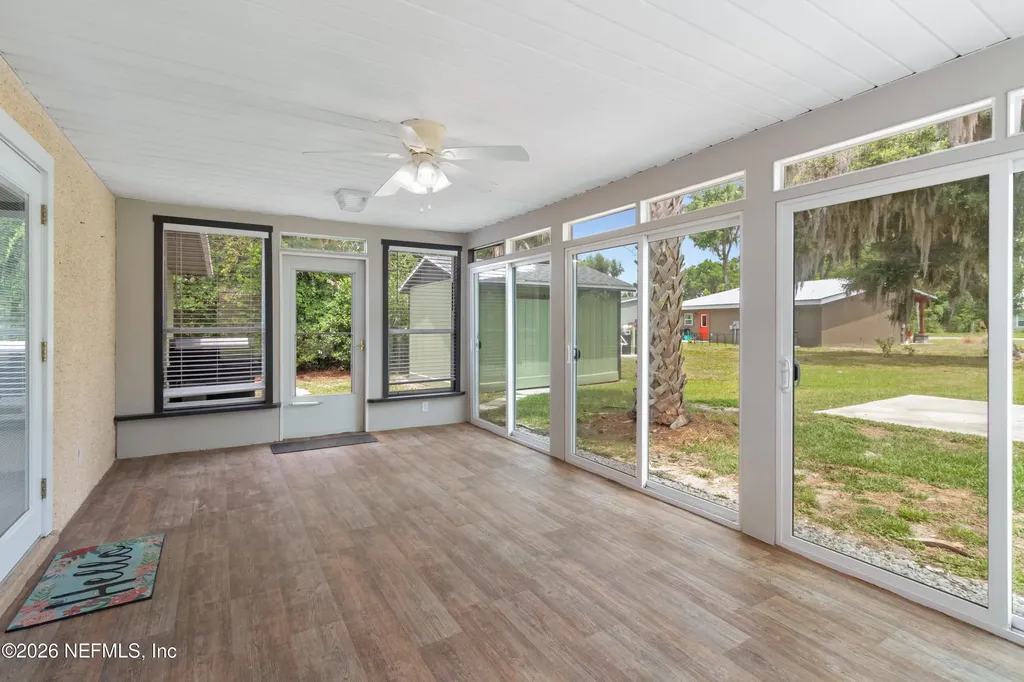 226 Port Comfort Drive East Palatka FL 32177