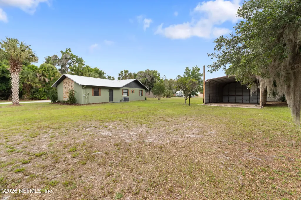 226 Port Comfort Drive East Palatka FL 32177