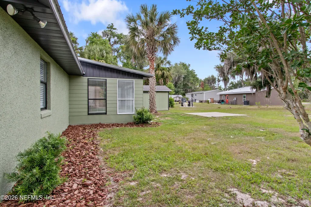 226 Port Comfort Drive East Palatka FL 32177