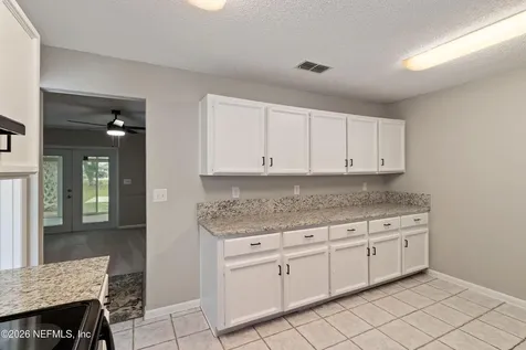226 Port Comfort Drive East Palatka FL 32177
