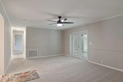 226 Port Comfort Drive East Palatka FL 32177