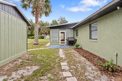 226 Port Comfort Drive East Palatka FL 32177