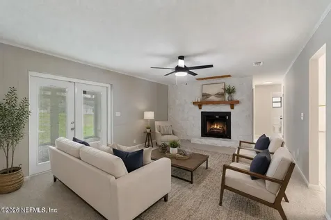 226 Port Comfort Drive East Palatka FL 32177