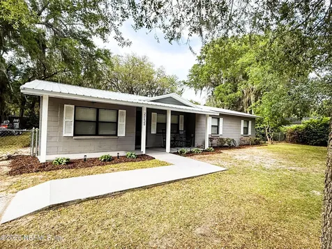 22620 SE Hawthorne` Road Hawthorne FL 32640