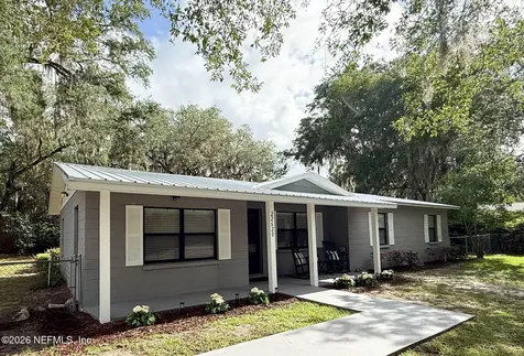 22620 SE Hawthorne` Road Hawthorne FL 32640