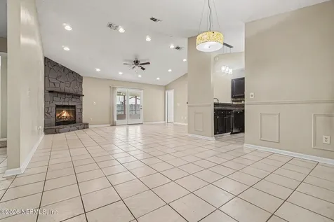 7304 Sweet Pea Trail Jacksonville FL 32244
