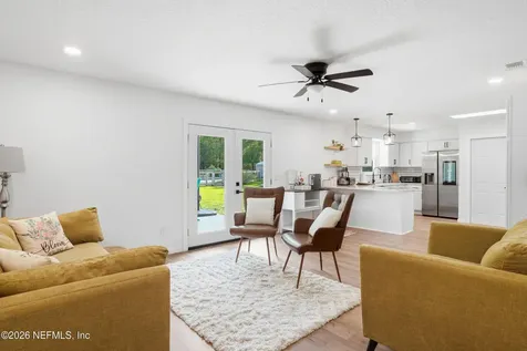 4143 Everett Avenue Middleburg FL 32068