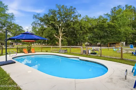 4143 Everett Avenue Middleburg FL 32068