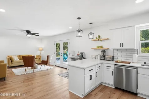 4143 Everett Avenue Middleburg FL 32068