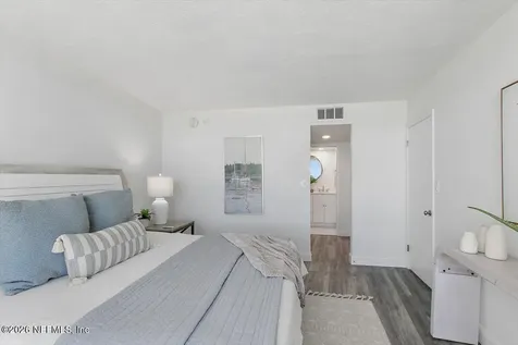 1601 Ocean Drive S Jacksonville Beach FL 32250