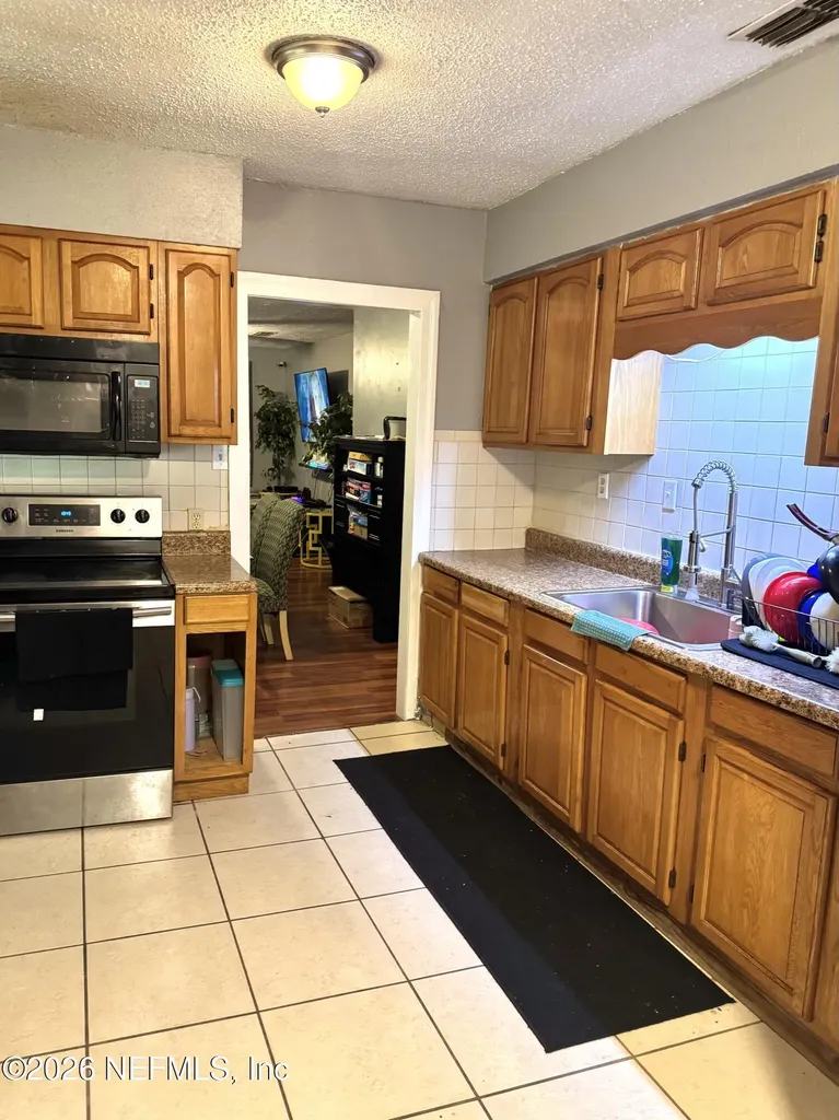 3346 Columbus Avenue Jacksonville FL 32254