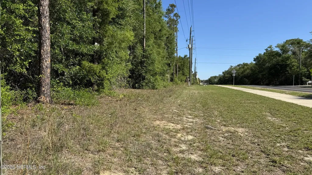 0010 S County Road 315 Interlachen FL 32148