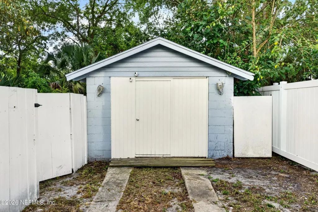 1192 W 12th Street Jacksonville FL 32209