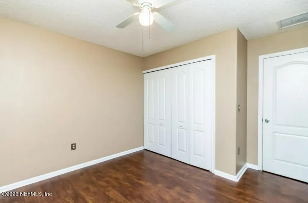 2557 Reagan Lakes Lane Jacksonville FL 32221