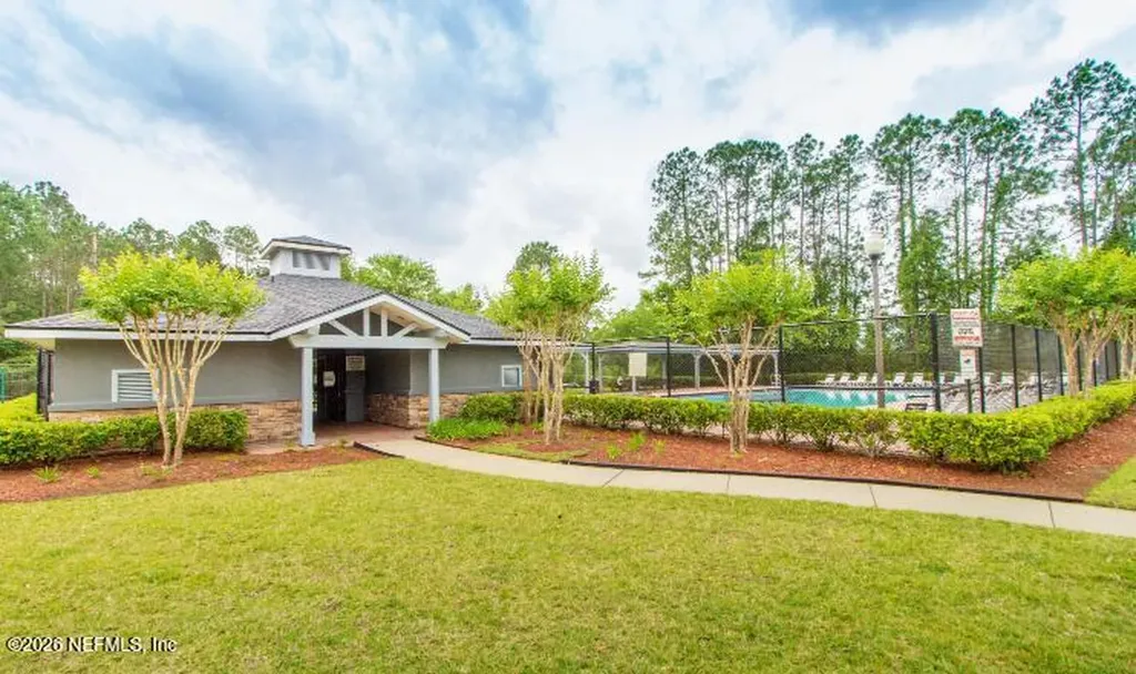 2557 Reagan Lakes Lane Jacksonville FL 32221