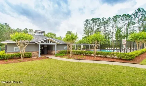 2557 Reagan Lakes Lane Jacksonville FL 32221