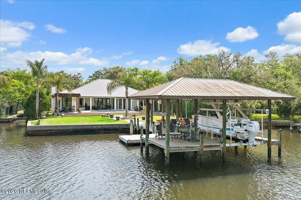 153 S Roscoe Boulevard Ponte Vedra Beach FL 32082