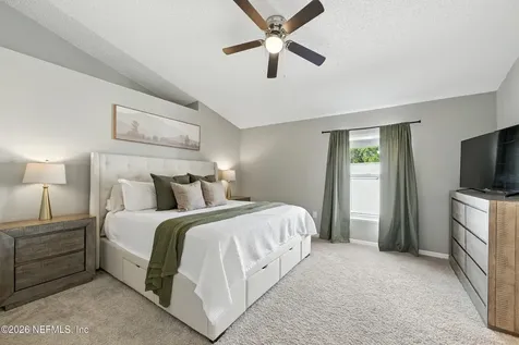 12540 Knollcrest Court Jacksonville FL 32225