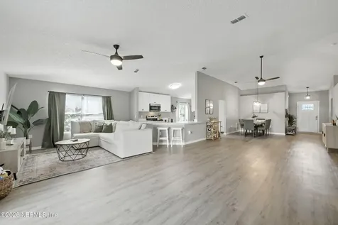 12540 Knollcrest Court Jacksonville FL 32225