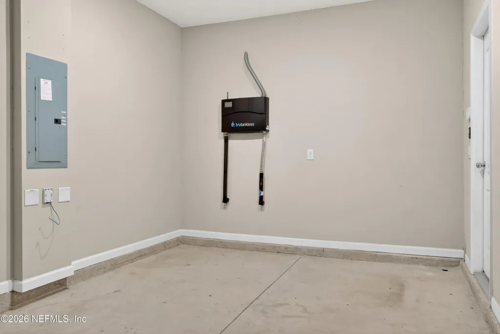 1687 Pottsburg Point Drive Jacksonville FL 32207