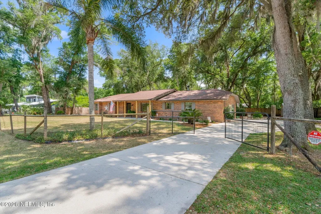 155 Carole Road Palatka FL 32177