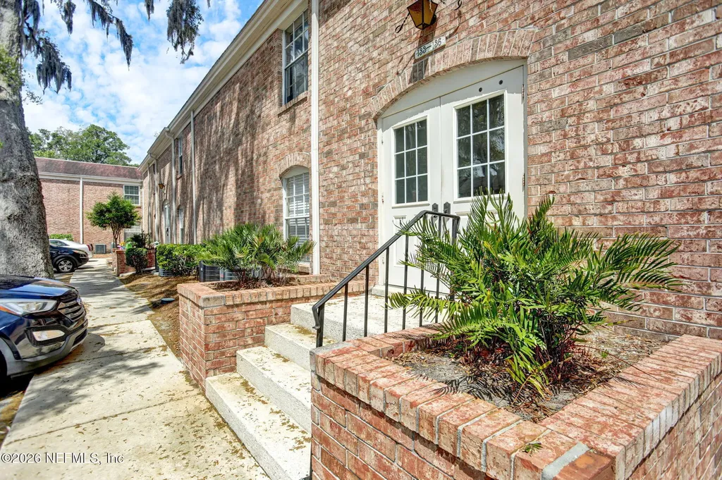 5201 Atlantic Boulevard Jacksonville FL 32207