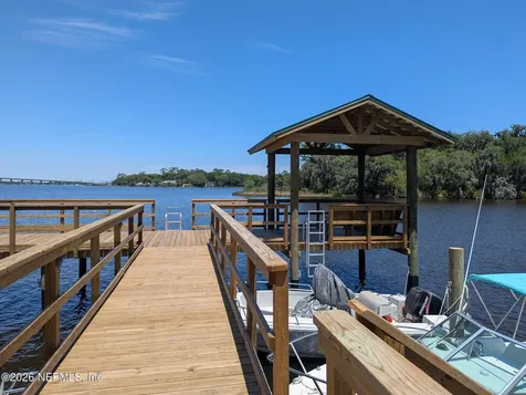 5201 Atlantic Boulevard Jacksonville FL 32207