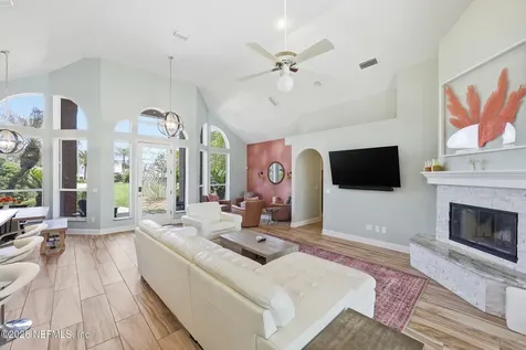 4226 Stacey Road W Jacksonville FL 32250