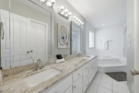 4226 Stacey Road W Jacksonville FL 32250