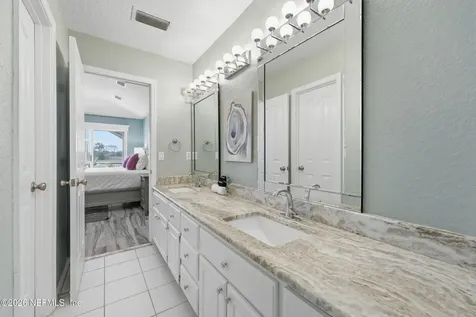 4226 Stacey Road W Jacksonville FL 32250